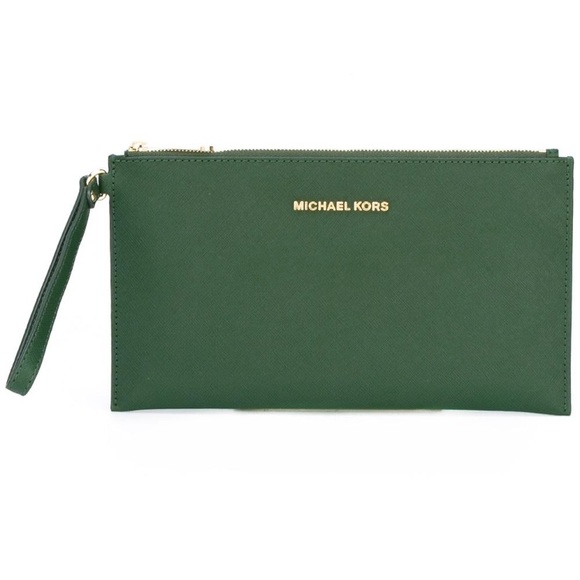 Michael Kors Handbags - 💰⬇️ TODAY ONLY Michael Kors green wristlet